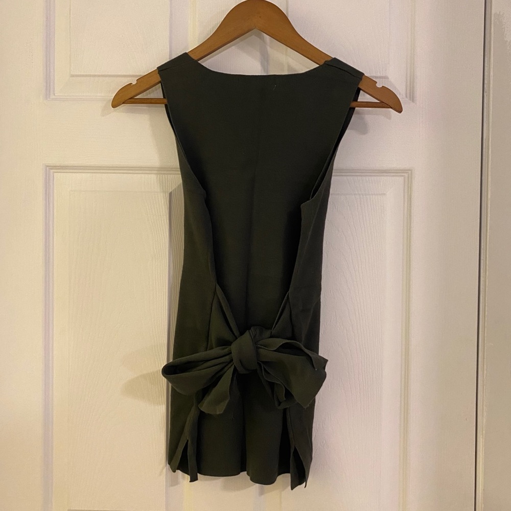 White Closet Tank w/ Bow